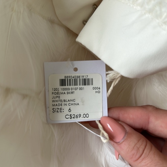 Club Monaco fidelma feather mini skirt size 6 - Picture 6 of 6